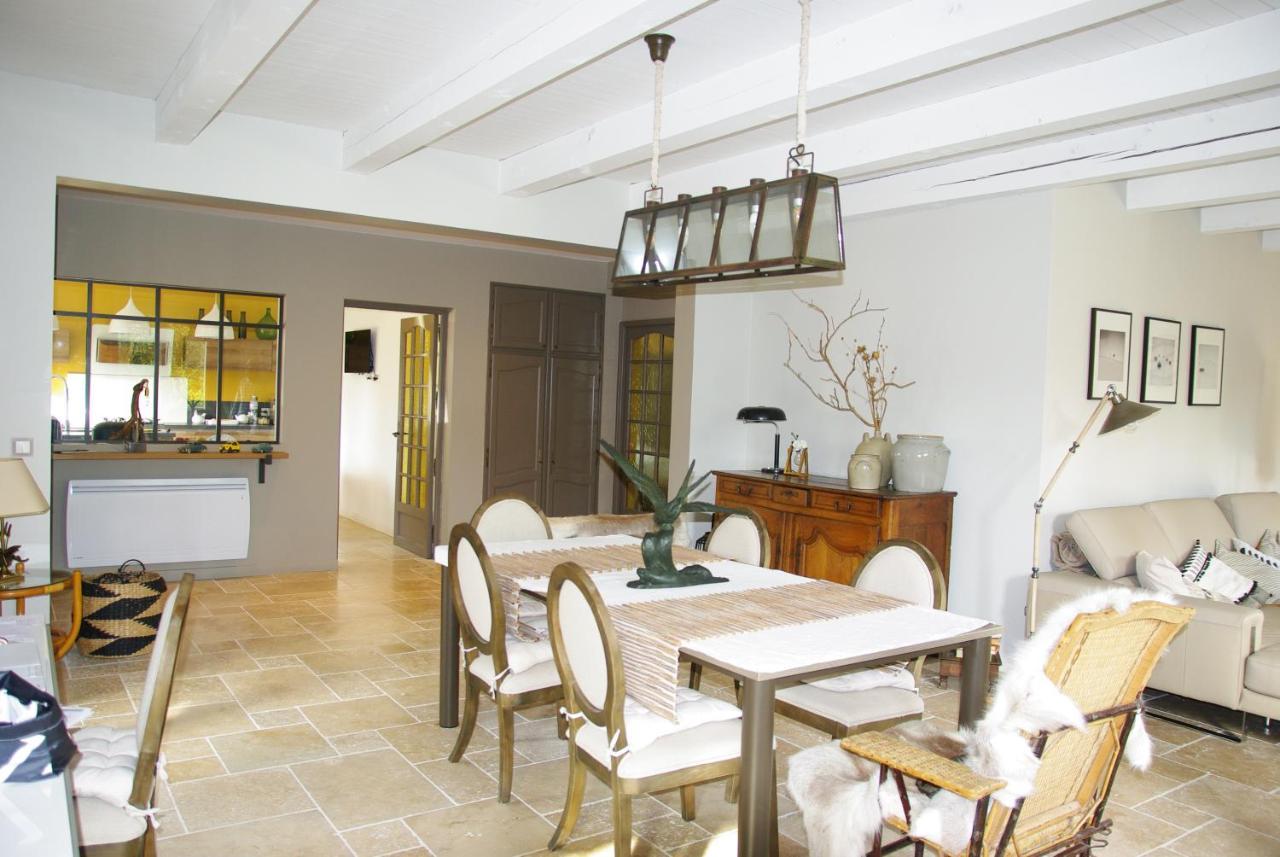 Bed and Breakfast Les Coronilles Saint-Maximin Zewnętrze zdjęcie