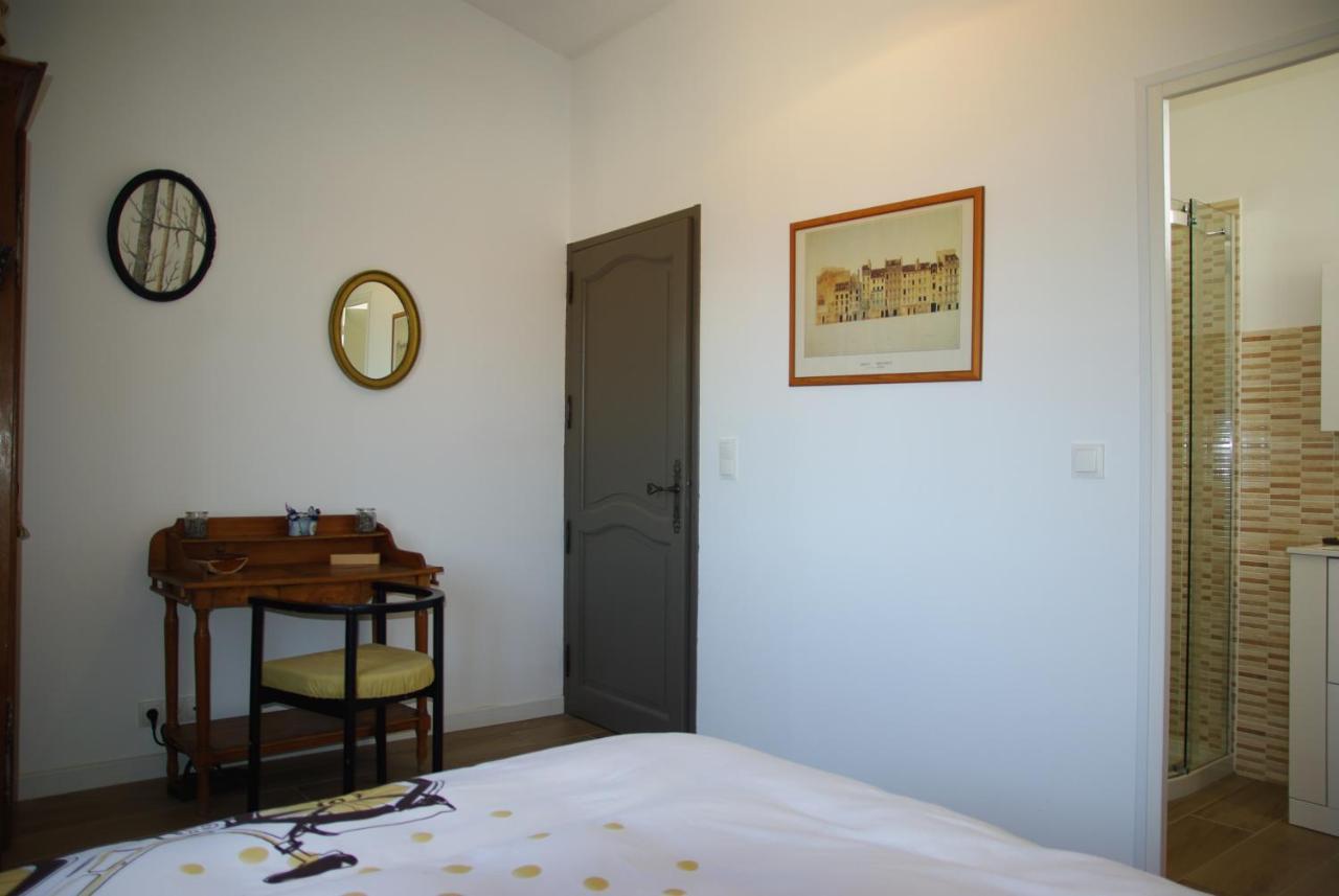 Bed and Breakfast Les Coronilles Saint-Maximin Zewnętrze zdjęcie