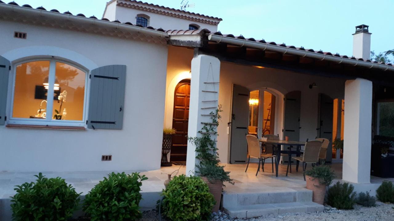 Bed and Breakfast Les Coronilles Saint-Maximin Zewnętrze zdjęcie